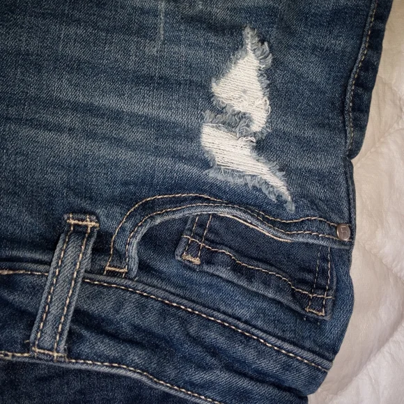 LC Lauren Conrad Denim Distressed Shorts 2 - Picture 2 of 5